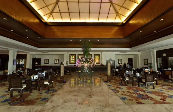 水濱機場娛樂場酒店