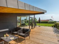 "Sebbi" - 90m from the Sea - Homestays