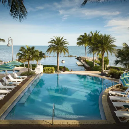 Courtyard Faro Blanco Resort