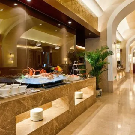 Golden Mountain International Hotel