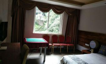 Gulu Jinglin Hotel