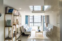 Yijiu Apartment (Kunming Railway Station Shuangqiao Night Market Style Street) - Badekar