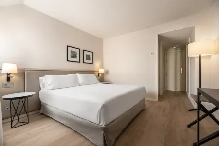 Exe Coruña Отели в г. Comarca de A Coruna