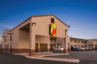 Super 8 by Wyndham Hattiesburg North/University Area