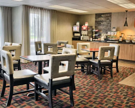 Comfort Inn Ruther Glen Near Kings Dominion Отели в г. Досуэлл