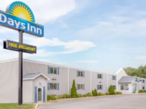 Days Inn by Wyndham Cedar Falls- University Plaza Hotels in Cedar Falls