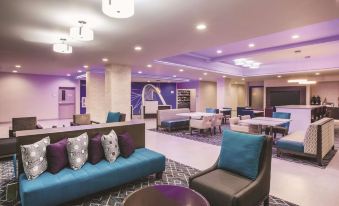 La Quinta Inn & Suites by Wyndham Dallas Northeast-Arboretum