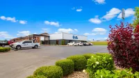Best Western Shepherdsville - parking