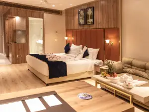 Hiland Hotel