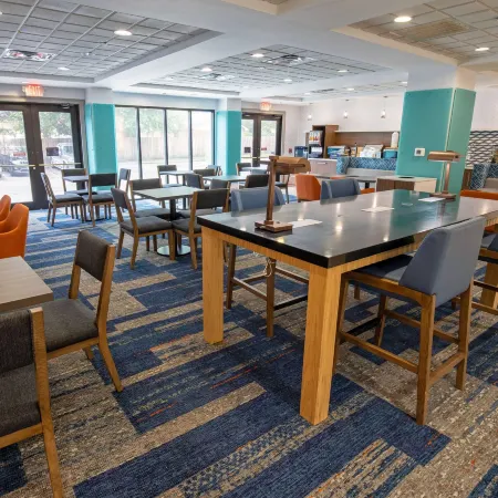 Wingate by Wyndham Lafayette Airport