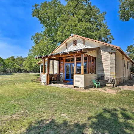 Spacious Glen Rose Home on Paluxy Riverfront