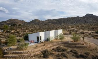 Desert Villa Retreat Joshua Tree View