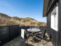 "Vina" - 200m to the Fjord