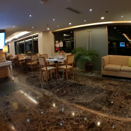 One Tagaytay Place Private Residences