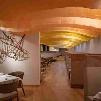 三輪 湯河原 Dining/Meeting Rooms