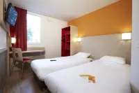 Premiere Classe Roissy - AÉROPORT CDG - le Mesnil Amelot Hotels in Saint-Mard