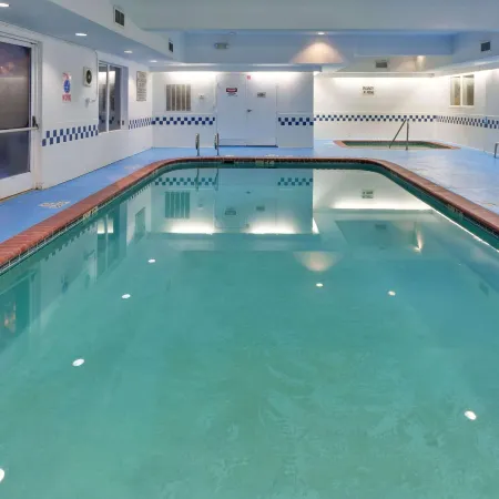 Country Inn & Suites by Radisson, Fresno North, CA