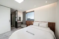 Gunsan Laonhaje Hotel - 3-نجوم