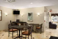 Microtel Inn & Suites by Wyndham Charlotte Airport