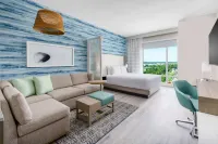 Hyatt Place Panama City Beach/Beachfront Hotel dekat Carl Gray Park