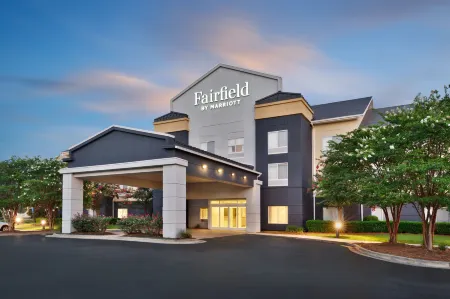 Fairfield Inn & Suites by Marriott Albany Отели рядом с достопримечательностью «Flint RiverQuarium»