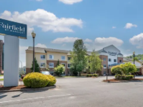 Fairfield Inn & Suites Cherokee Hotels in Cherokee