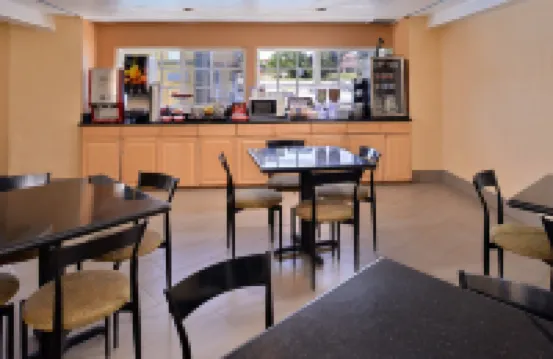 Torch Lite Inn at the Beach Boardwalk