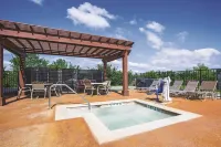 La Quinta Inn & Suites by Wyndham Ada