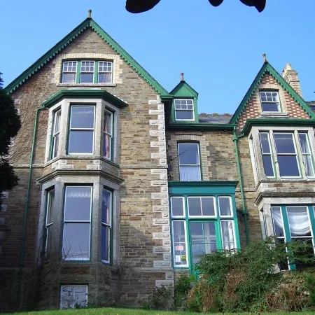 Penrose Bed & Breakfast