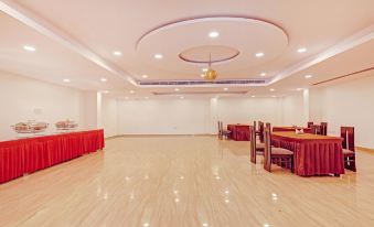 Treebo Silver Stallion