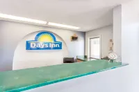 Days Inn by Wyndham Clinton Hotels in Clinton