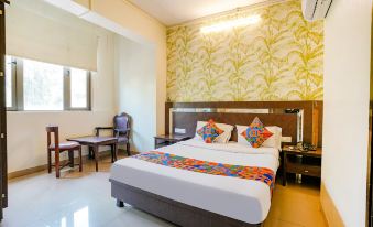 Hotel Gargi Deluxe