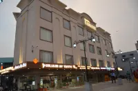 Hotel Radiance Hotels near Vishnu Inter College Play Ground