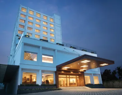 Monsoon Empress Kochi Hotels near Amrita Hospital, Kochi