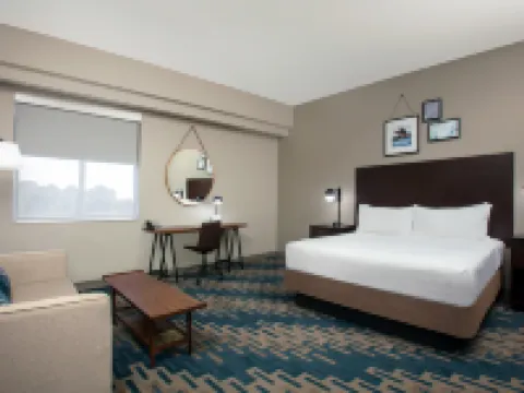 Four Points by Sheraton Fort Lauderdale Airport - Dania Beach デイニアのホテル