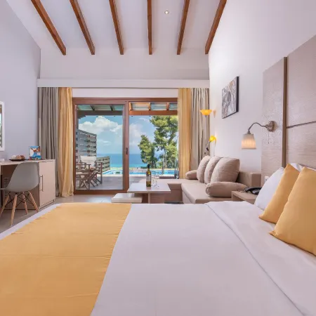 Alia Palace Hotel - Adults Only 16+