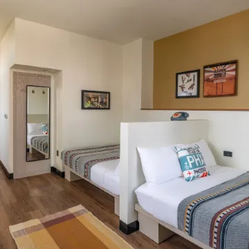 Moxy Phoenix Downtown