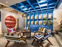 MUTE HOTEL Hotels near أوريوكدو سكاي ووك