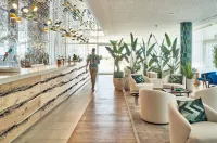 Falkensteiner Residences Jesolo - بار