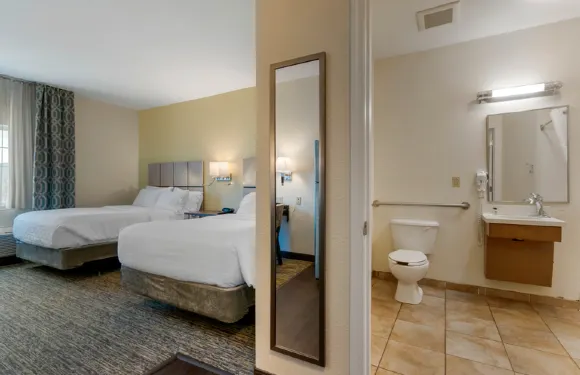 Candlewood Suites 閲讀