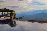 Finca Hotel Los Guayacanes - Pools