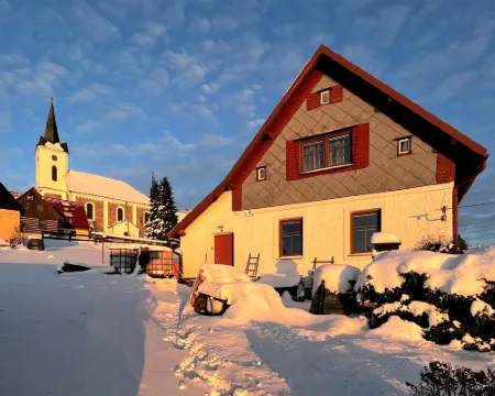 Jizerky Paws & Sauna 尼斯河畔亞布洛內茨酒店