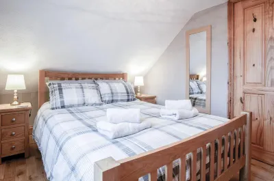 The Brambles - 2 Bedroom Cottage - Llanteg Hotels in 