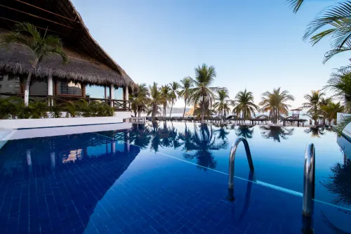 Emporio Acapulco Отели в г. Акапулько