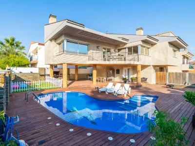 Villa Luxury Rock Tirri Các khách sạn gần Centre d’Art Cal Masso