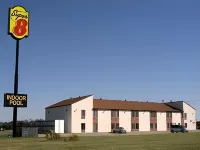 Super 8 by Wyndham Marshall