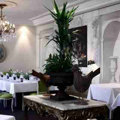 Logis Hôtel Maison Claude Darroze Dining/Meeting Rooms