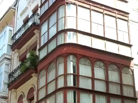 Pensión AliciaZzz Bed and Breakfast Bilbao