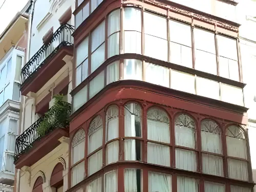 Pensión AliciaZzz Bed and Breakfast Bilbao