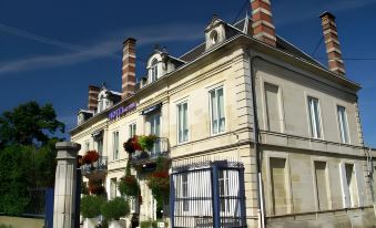 Hotel Henri IV